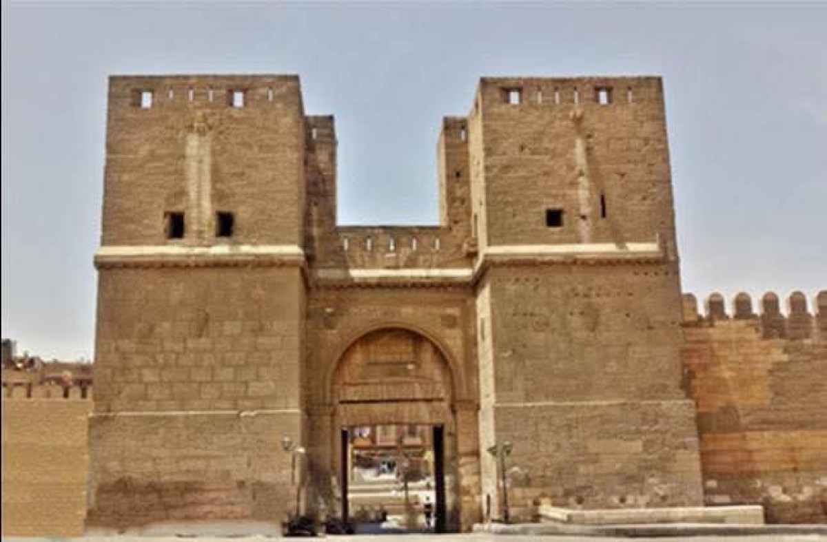 ترليونات بلا ذاكرة مصر تُقصى … وغزة تُقصف